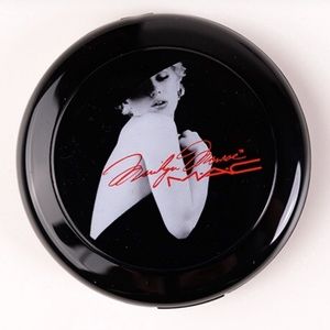 MAC Marilyn Monroe Beauty Powder - LIMITED!